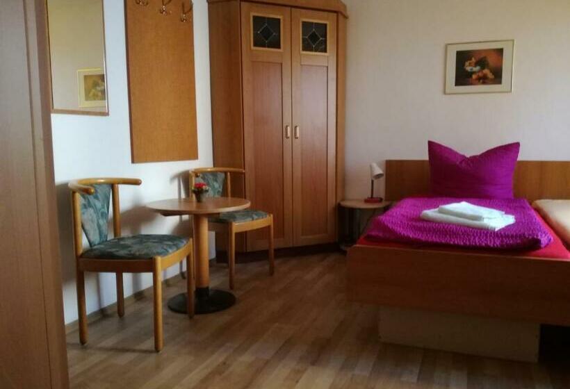 호스텔 Landgasthof Zur Erholung