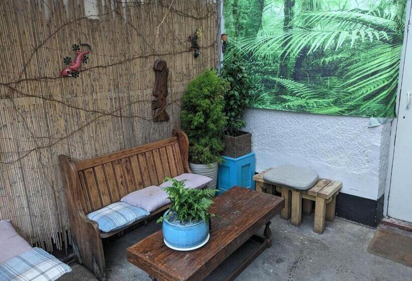 فندق صغير The Fox