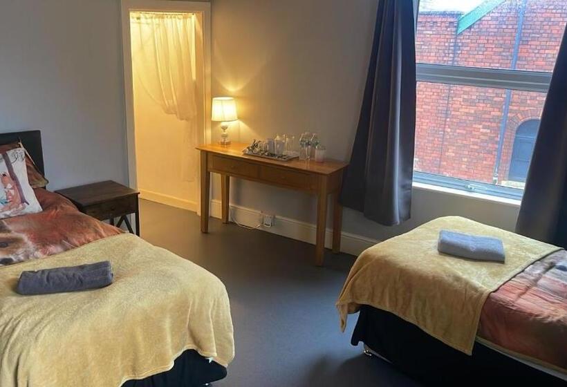 فندق صغير The Fox