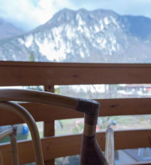 ベッドアンドブレックファースト Marigold