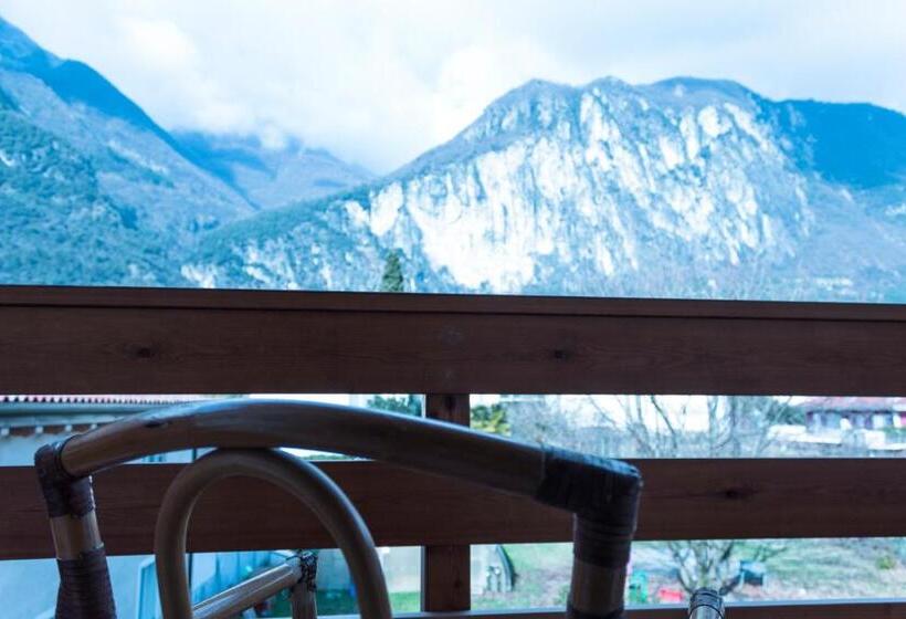 ベッドアンドブレックファースト Marigold