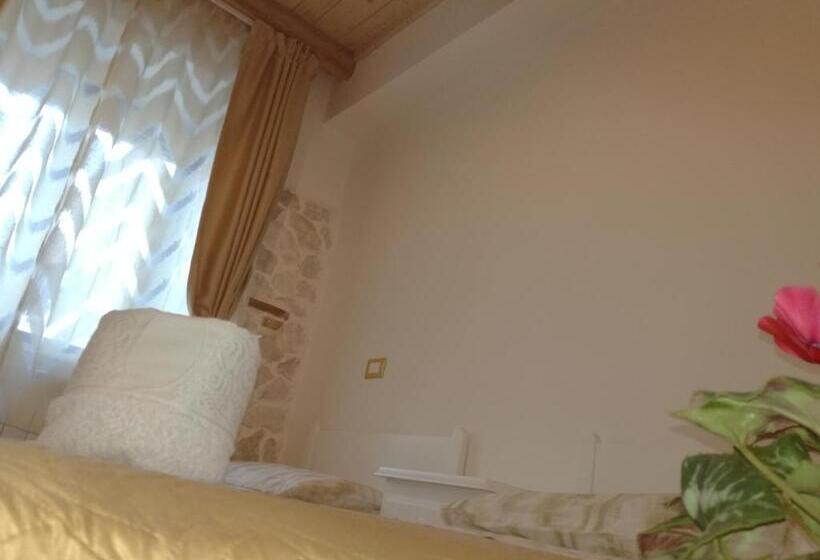 צימר Antico Borgo