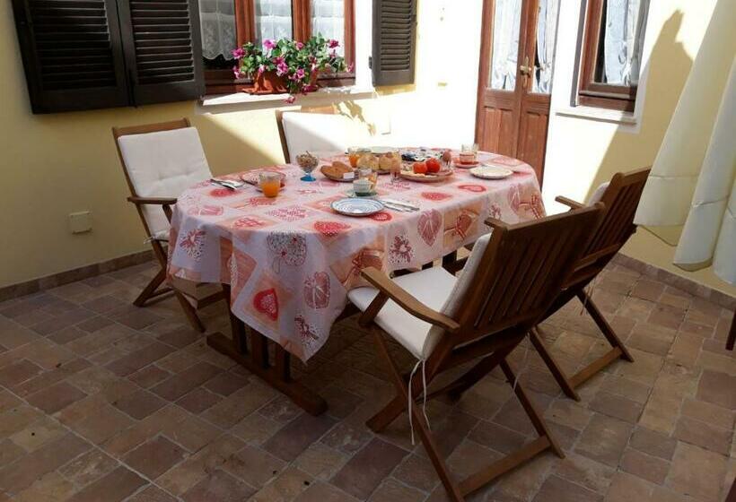 مبيت وإفطار Casa Corona