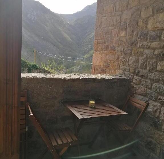 مبيت وإفطار El Caleyon