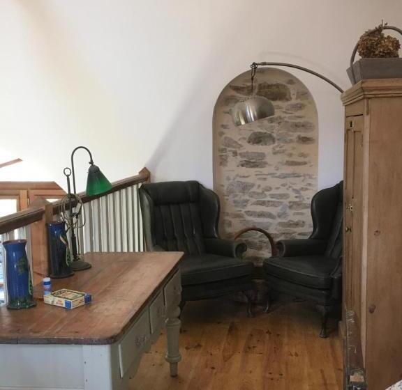 مبيت وإفطار No 6