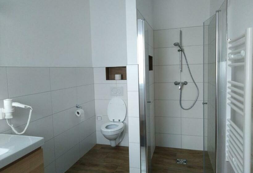 تختخواب و صبحانه Privatzimmervermietung Wiederkehr