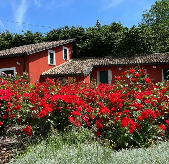 مبيت وإفطار Podere San Raffaele