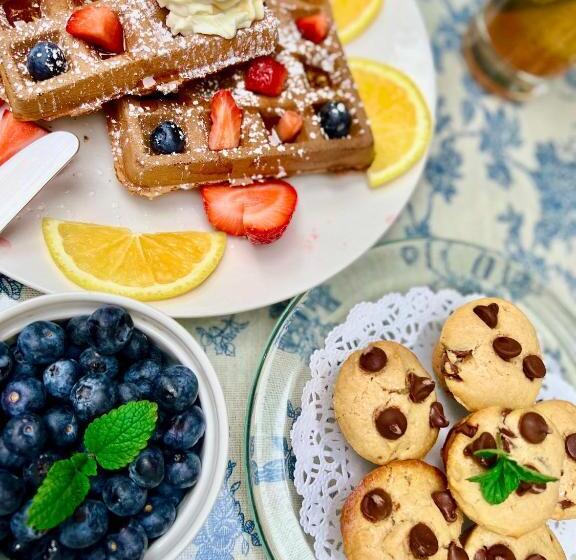 צימר The Old St Angela Inn