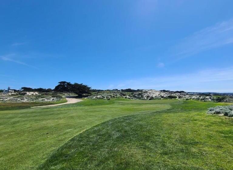 צימר The Old St Angela Inn