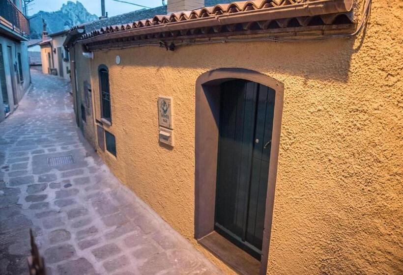 Helvetia Bed & Breakfast