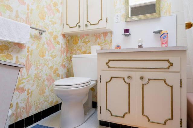 Hostel Style Shared Room