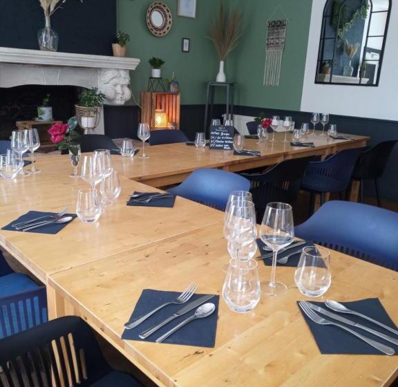 ホテル Arôma Anciennement L Instant B