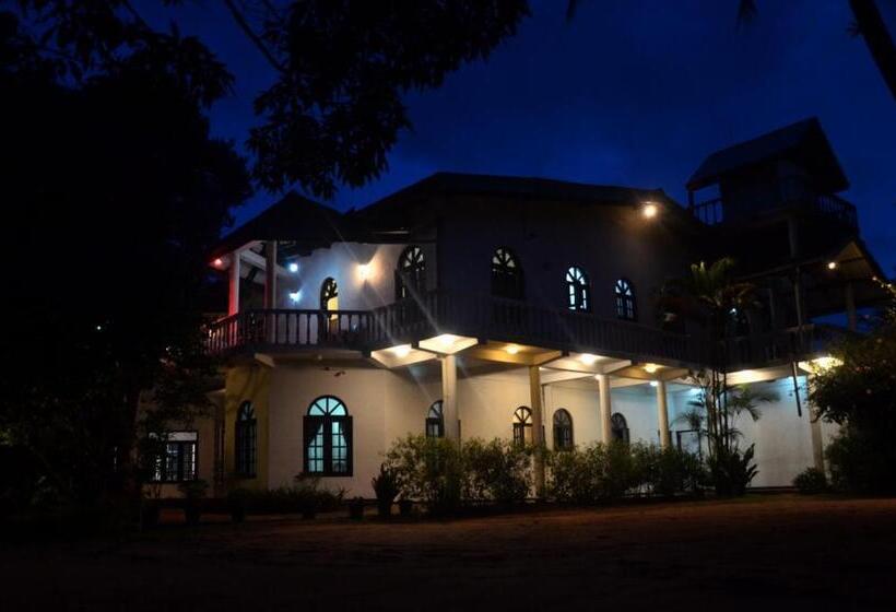 فندق Breeta S Garden