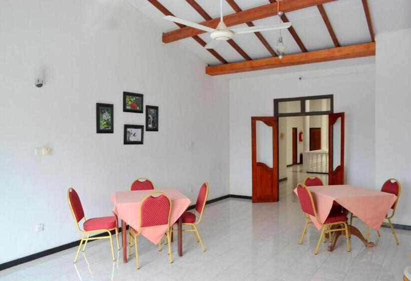 فندق Breeta S Garden