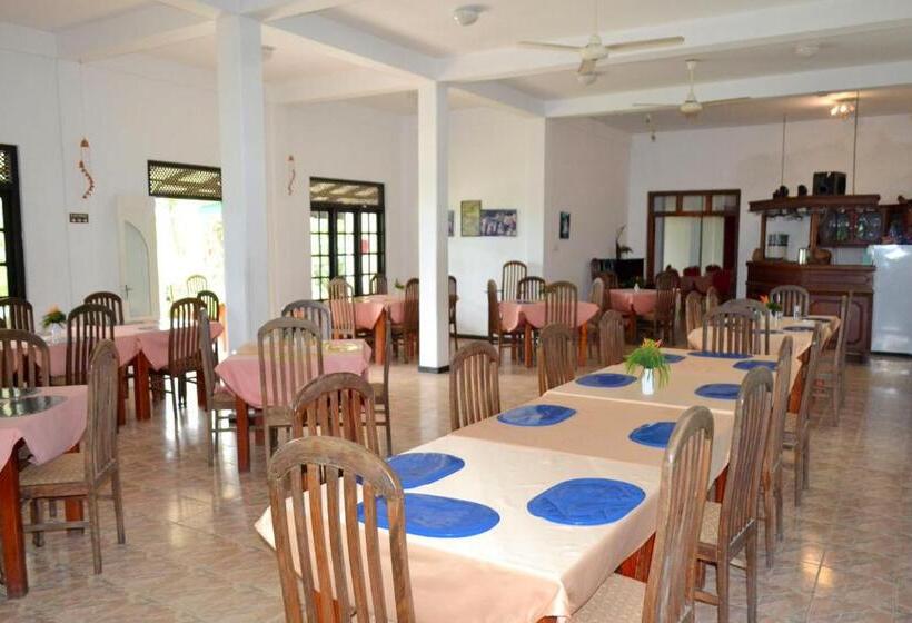 فندق Breeta S Garden