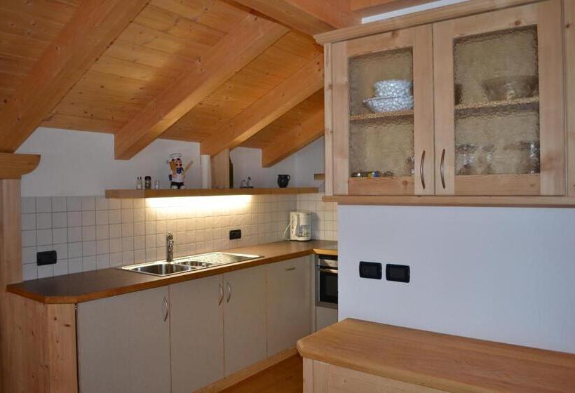 בית מלון כפרי Ciasa Medalghes