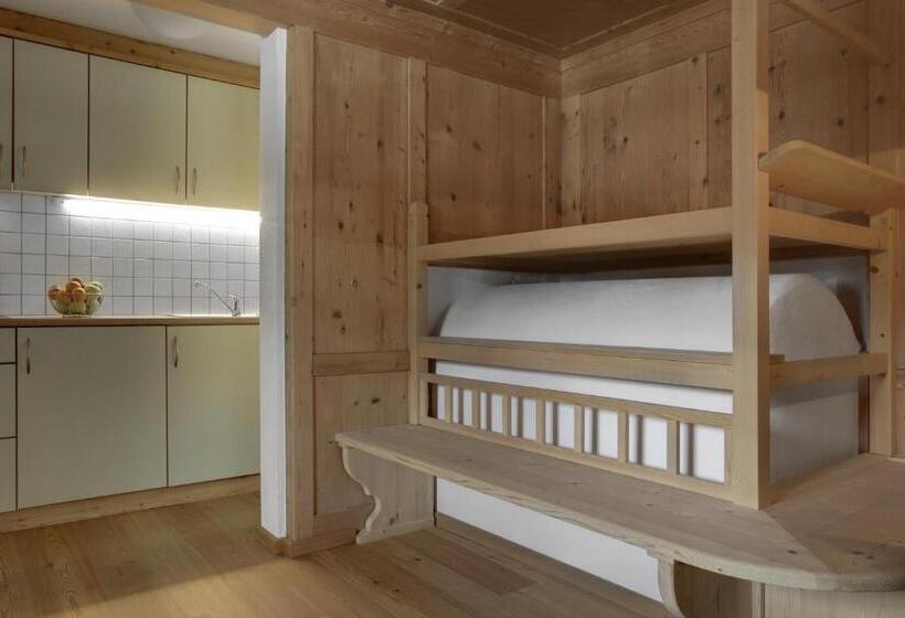 בית מלון כפרי Ciasa Medalghes