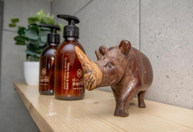 فندق Desert Wind Private Guest And Game Farm