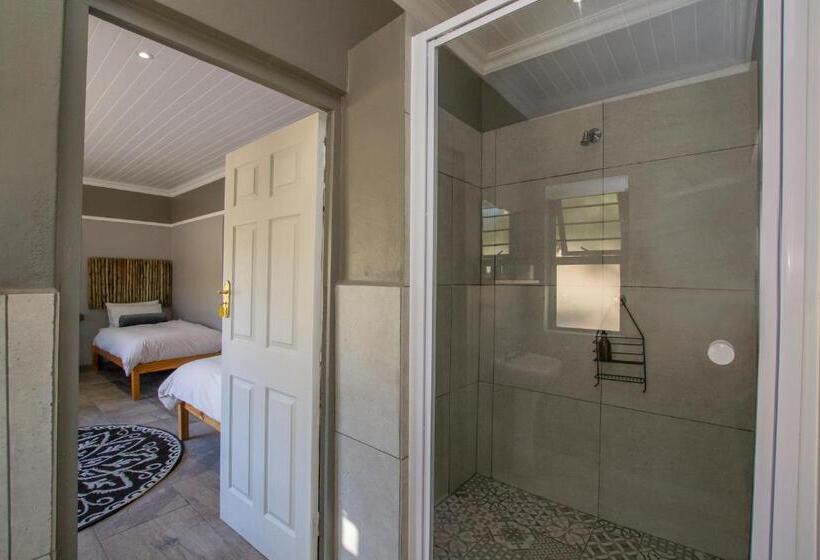 فندق Desert Wind Private Guest And Game Farm