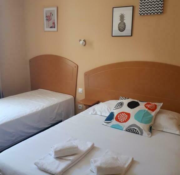 ホテル Arôma Anciennement L Instant B