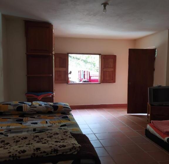 호텔 Orillas Del Pizano