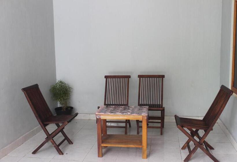 Отель Pondok Wisata Dan Restoran Elim