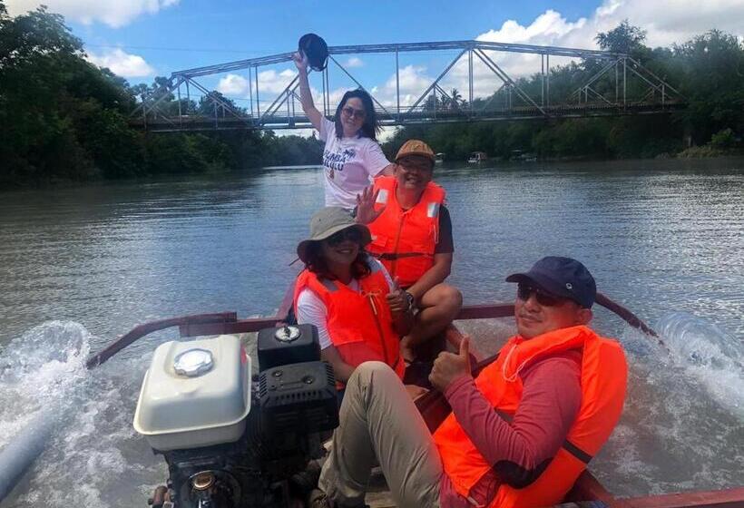 Отель Pondok Wisata Dan Restoran Elim