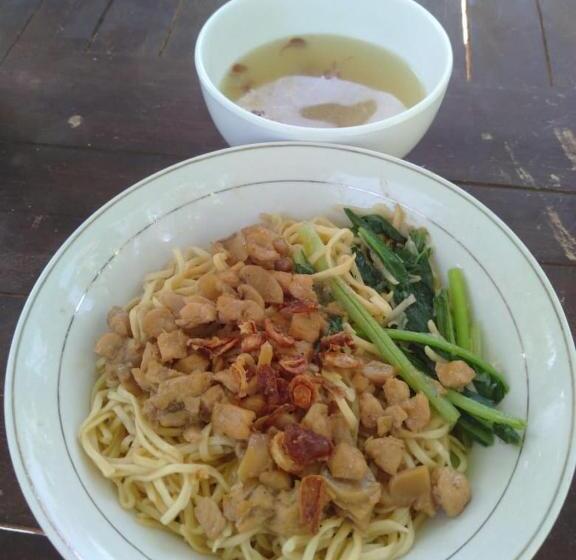 Отель Pondok Wisata Dan Restoran Elim