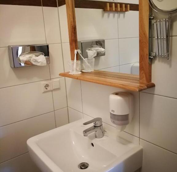 Отель & Restaurant Wilder Eber