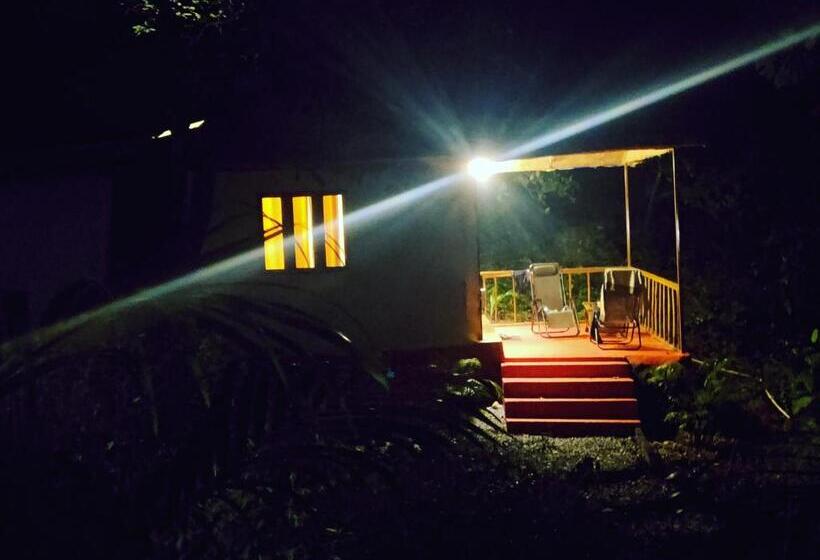 فندق Samyama Retreat