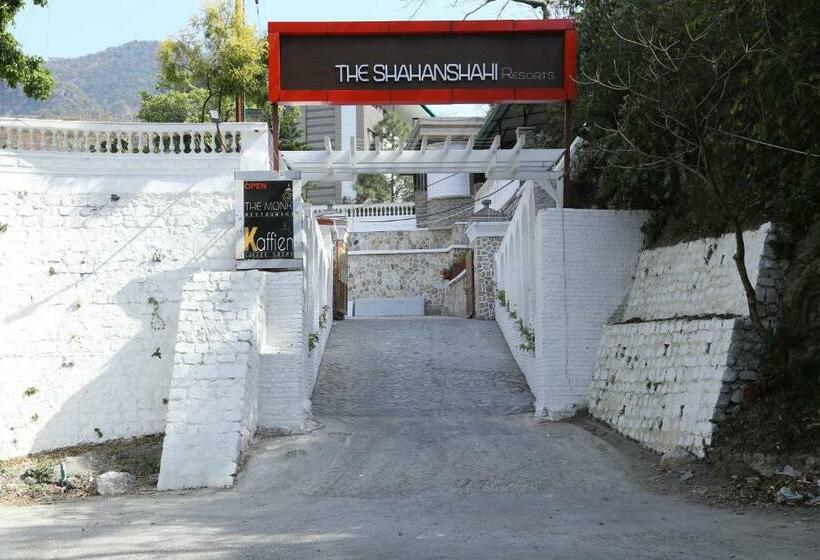 בית מלון כפרי Shahanshahi Adventure Park & Wellness Resort 12 Km Away From Mussoorie