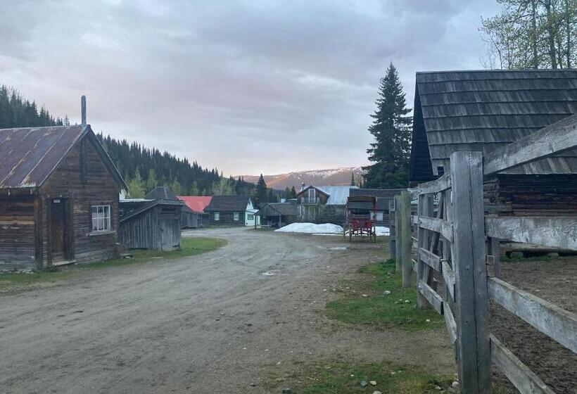 Отель St. George