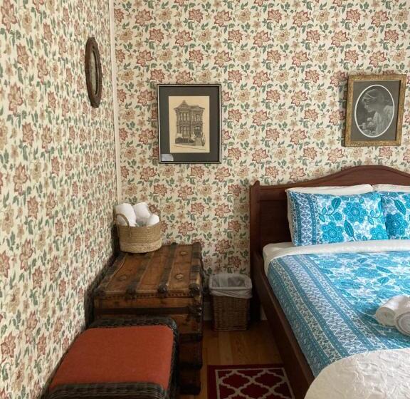 Отель St. George