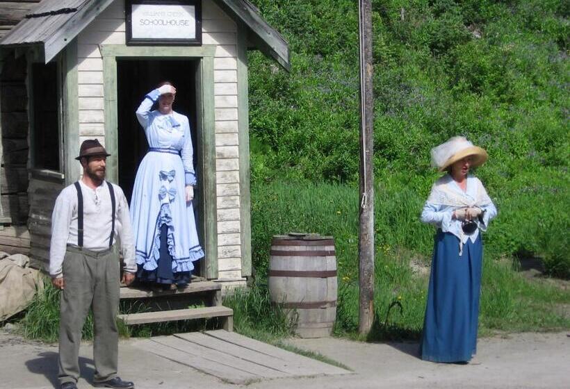 Отель St. George