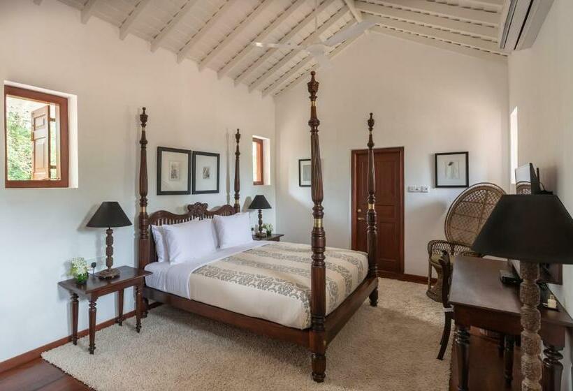 Nyne Hotels   Leela Walauwwa, Induruwa