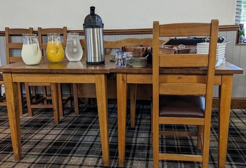 فندق Hare And Hounds