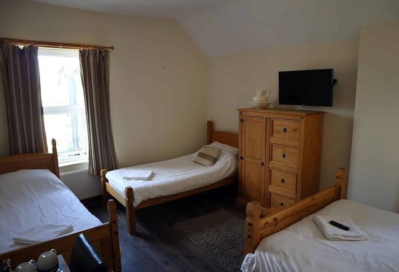 فندق Hare And Hounds