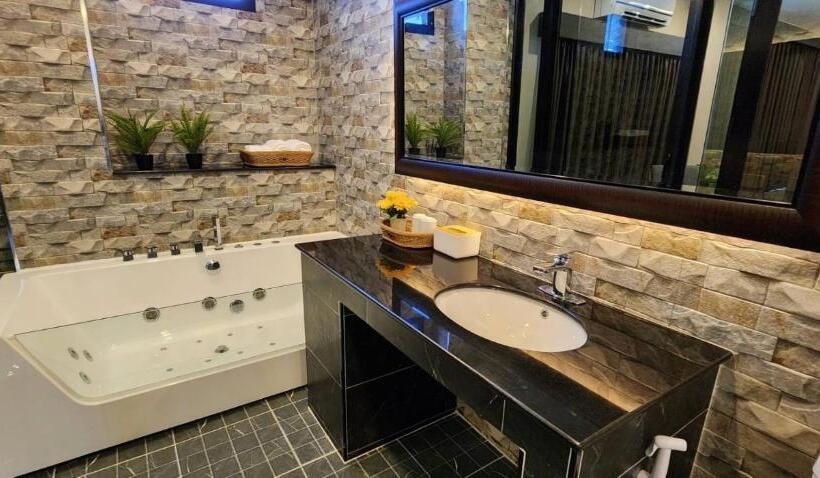 ホテル The Room Boutique