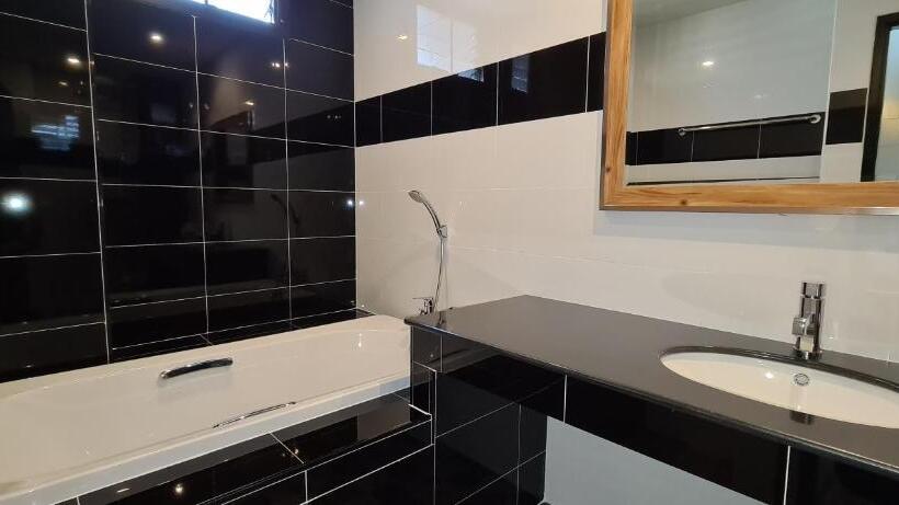 ホテル The Room Boutique