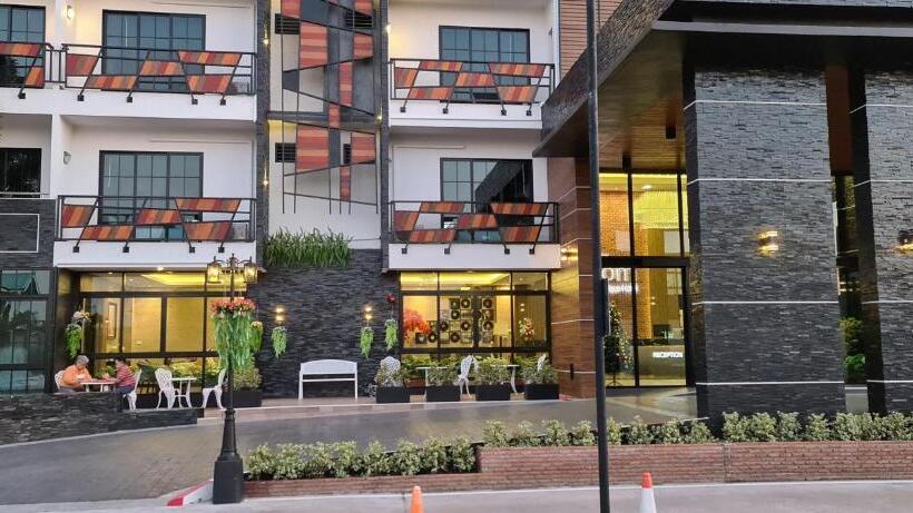 ホテル The Room Boutique