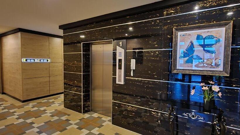 ホテル The Room Boutique