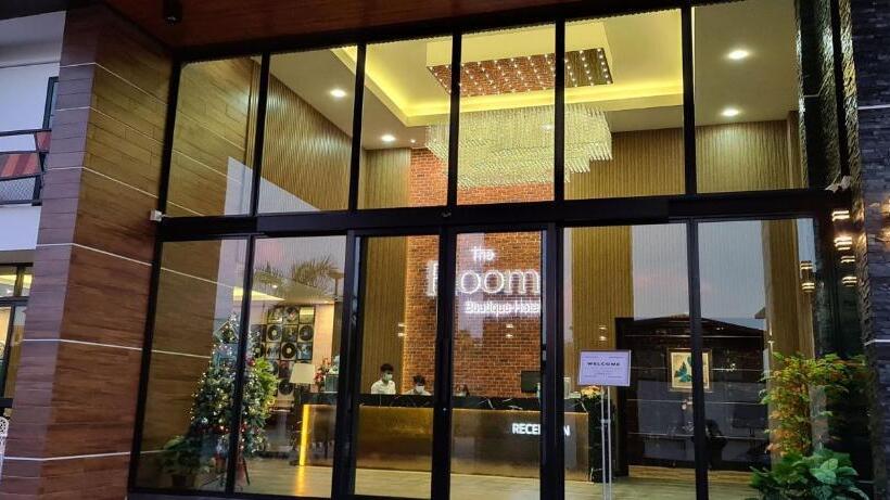 ホテル The Room Boutique