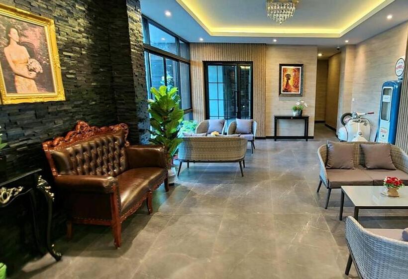 ホテル The Room Boutique