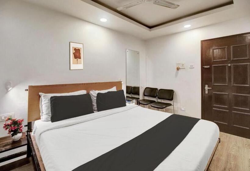 ホテル Super Townhouse Hatigaon Near Medicity