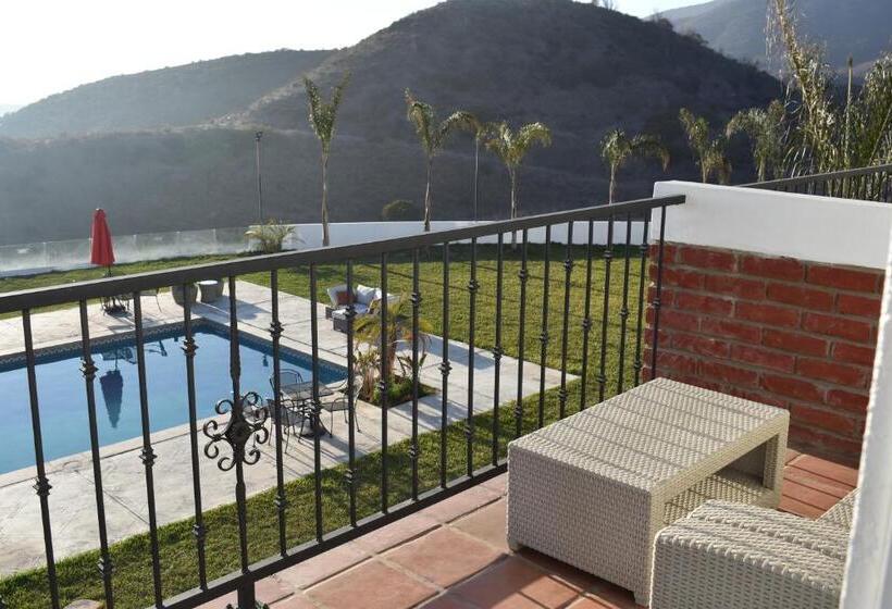 Viñas Del Castillo Hotel Boutique