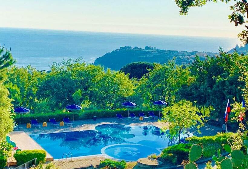 Naturamare Apartments   Piscina Idromassaggio Con Vista Mare Aperta Fino Alle Ore 22 00