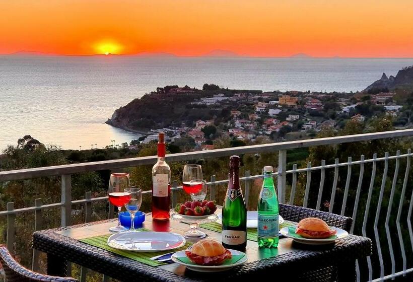 Naturamare Apartments   Piscina Idromassaggio Con Vista Mare Aperta Fino Alle Ore 22 00