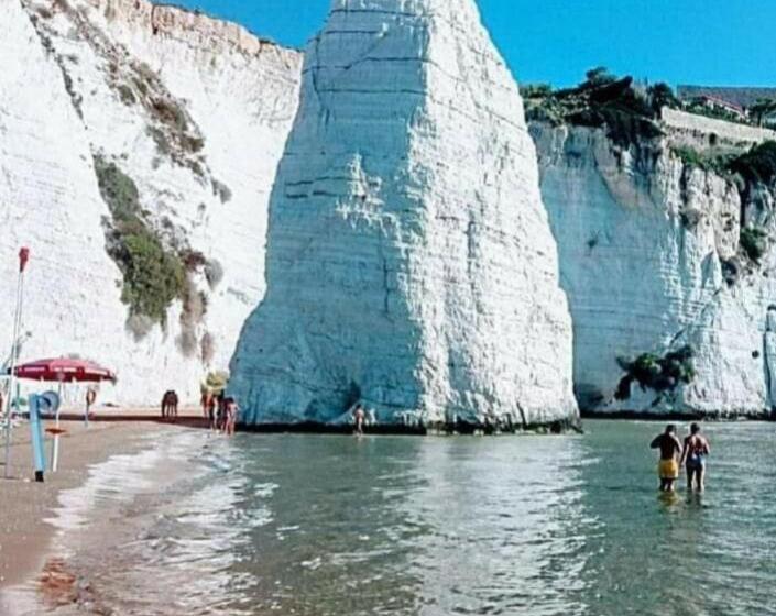 پانسیون Accanto A Te Charme Rooms