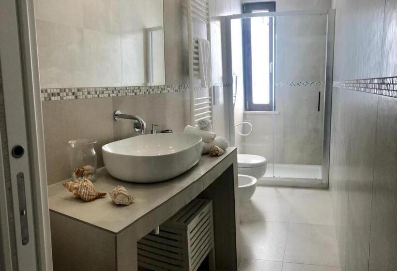 پانسیون Accanto A Te Charme Rooms