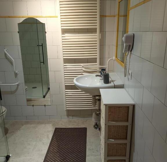 ペンション Au Bonheur Du Cedre